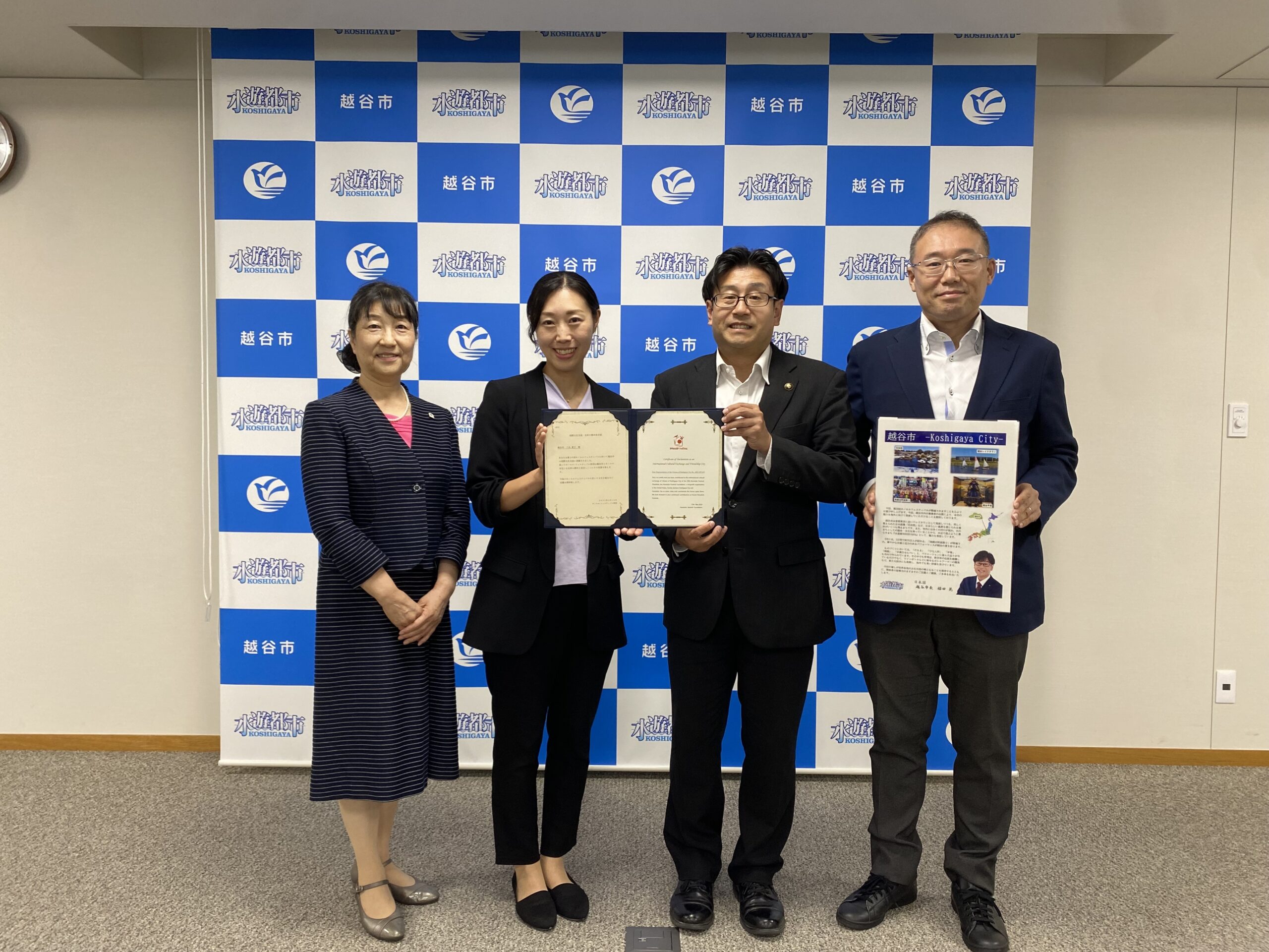 越谷市福田市長にホノルルフェスティバルの出展報告をいたしました。